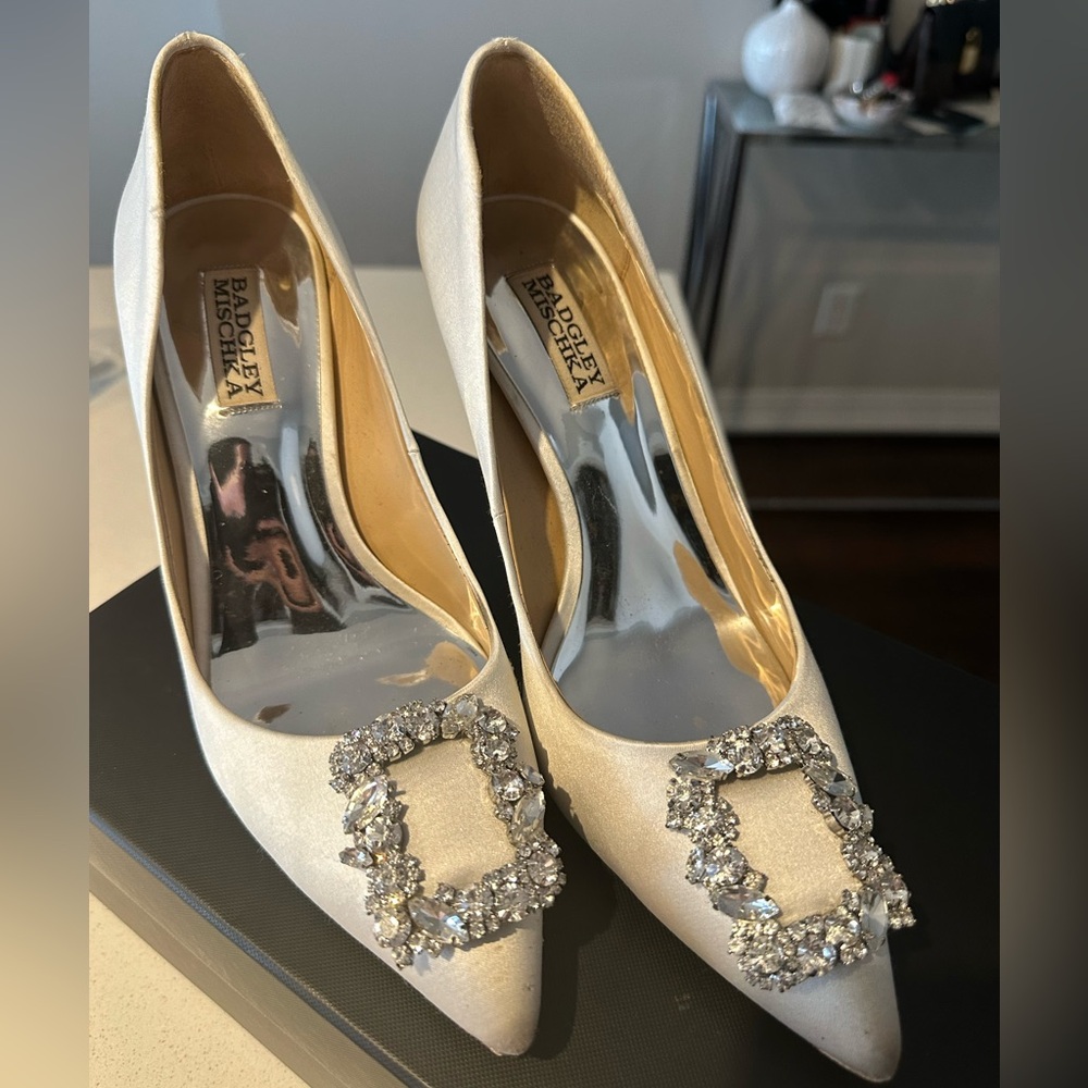 Bradley Mishka white heels